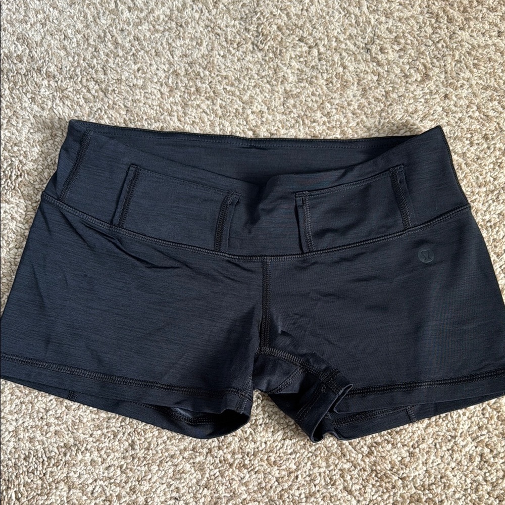 Lululemon Women's 4 Black Shorts